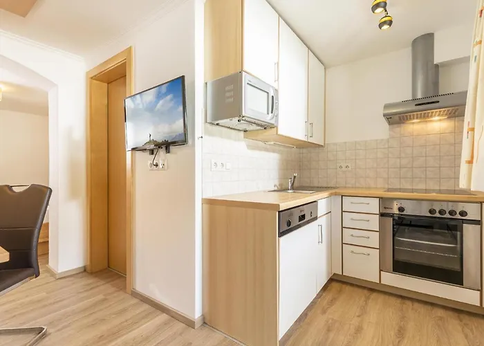 Homestay Edelweiss *