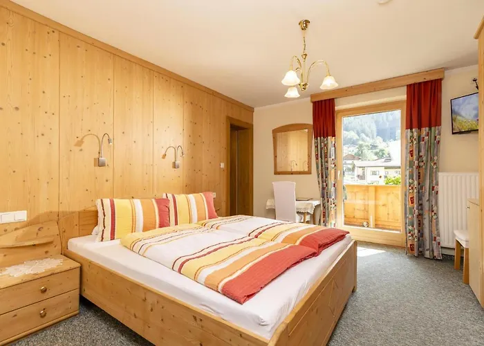 Homestay Edelweiss *